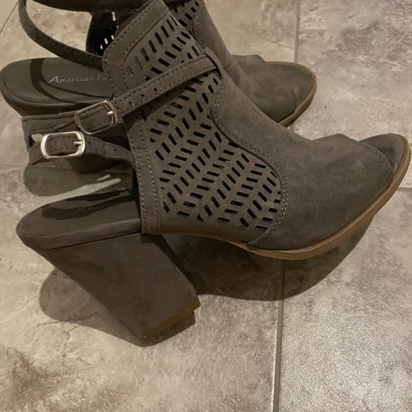 American eagle heel - Picture 2 of 3
